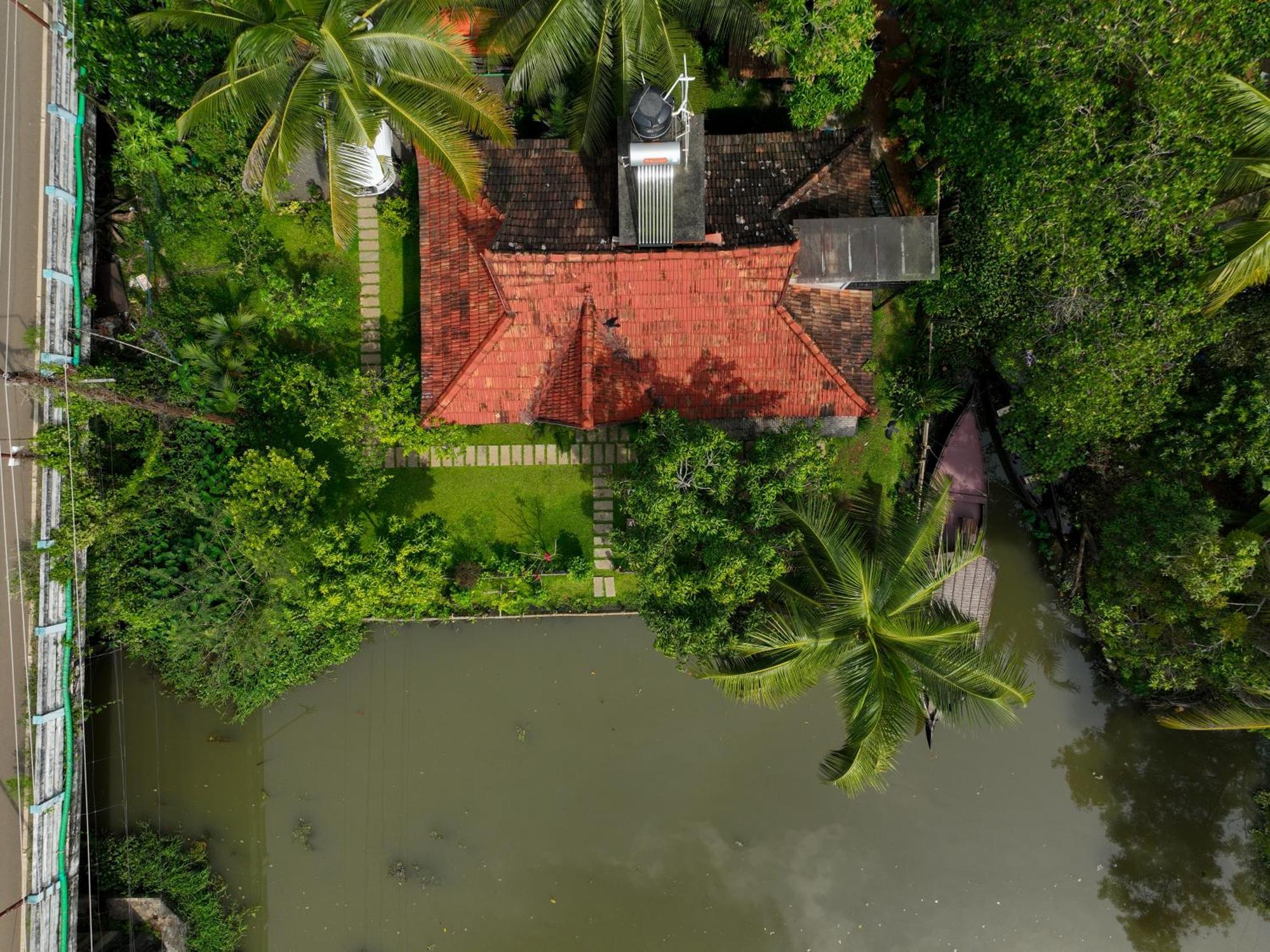 Hostal Little Chembaka Kumarakom Exterior foto